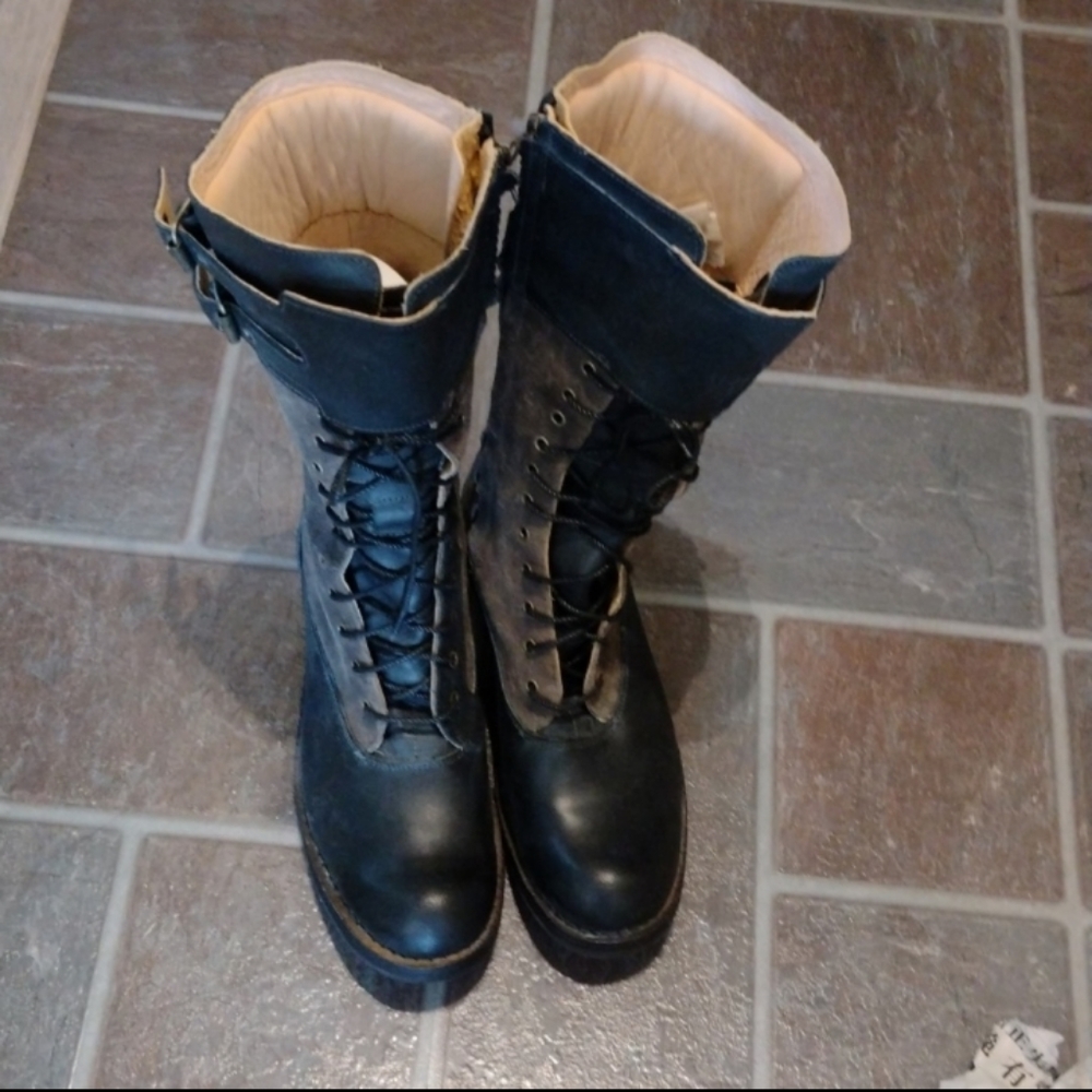 Timberland military combat style black leather with taupe suede knee high boot s